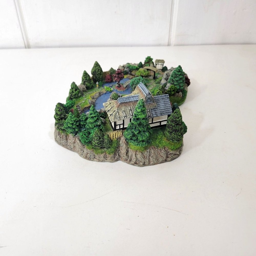 The Danbury Mint Japanese Tea Garden Landscape Figurine RARE - Picture 6 of 6